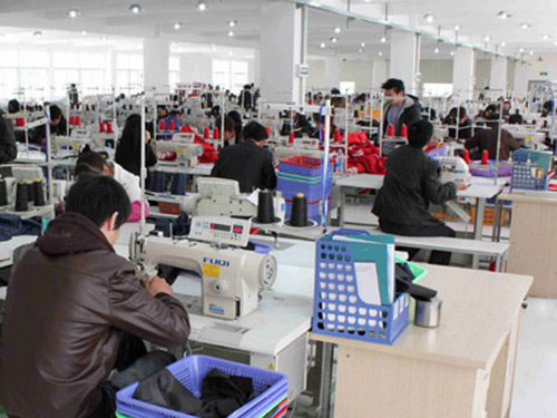 防静电服生产车间(jian)